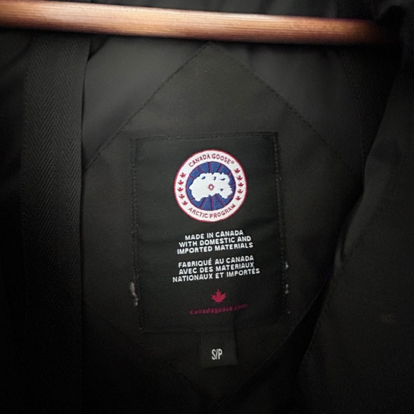 Canada Goose Women’s Leslie Jacket (size small) - Picture 2 of 5